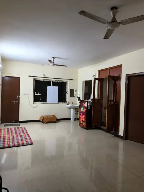 Private Room in 3 BHK in Bannerghatta Road