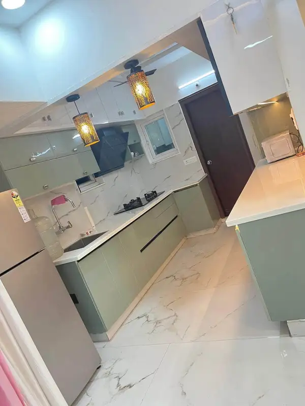 Private Room in 3 BHK in Kondapur