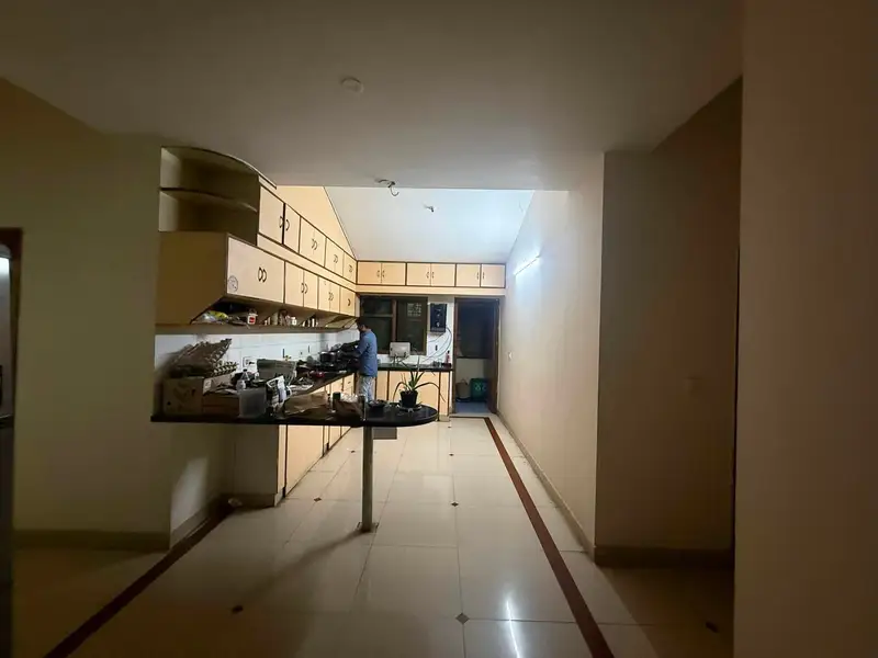 Private Room in 3 BHK in BTM Layout