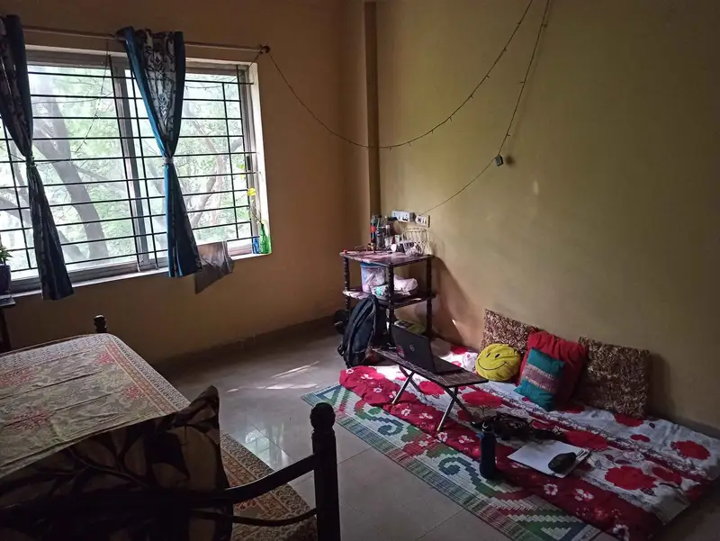 Private Room in 3 BHK in Maitri Layout