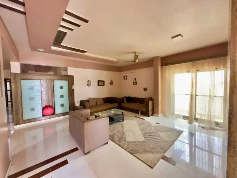 Private Room in 3 BHK in MLA Layout, Kalena Agrahara