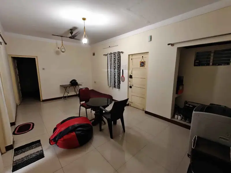 Private Room in 2.5 BHK in 4th Block