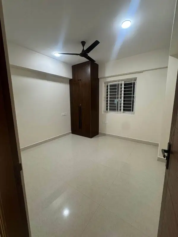 Private Room in 3 BHK in Amrutha Platinum Towers