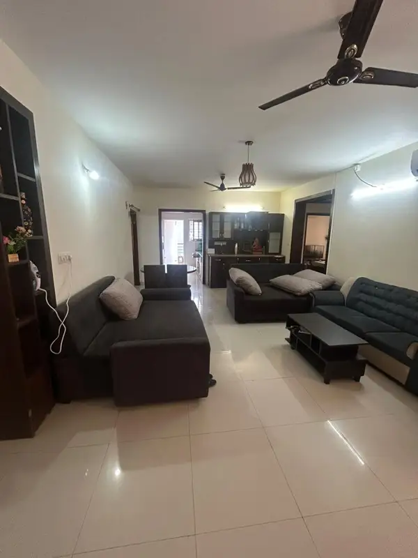 Private Room in 3 BHK in Kaikondrahalli