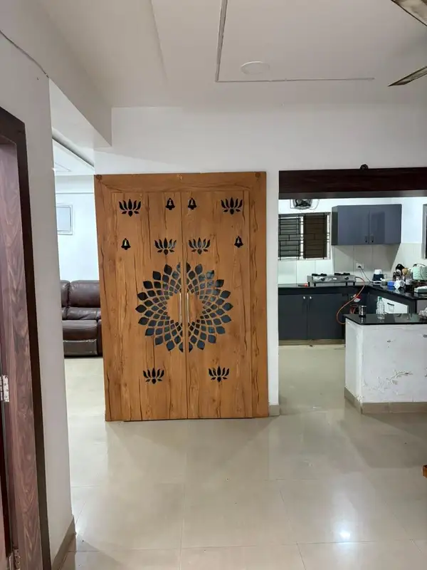 Double-sharing Room in 3 BHK in Chitrapuri Hills, HIG