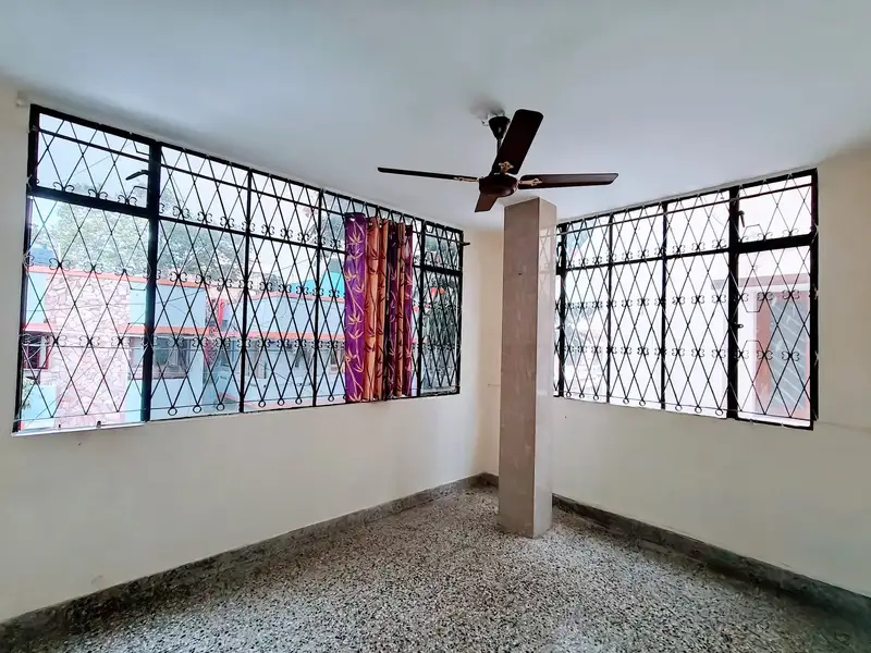 Private Room in 2 BHK in Indiranagar