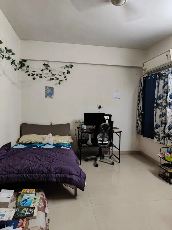Private Room in 3 BHK in Bajaj Maruti Residency
