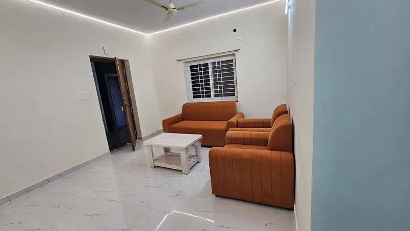 3 BHK Entire Flat in Hitech City