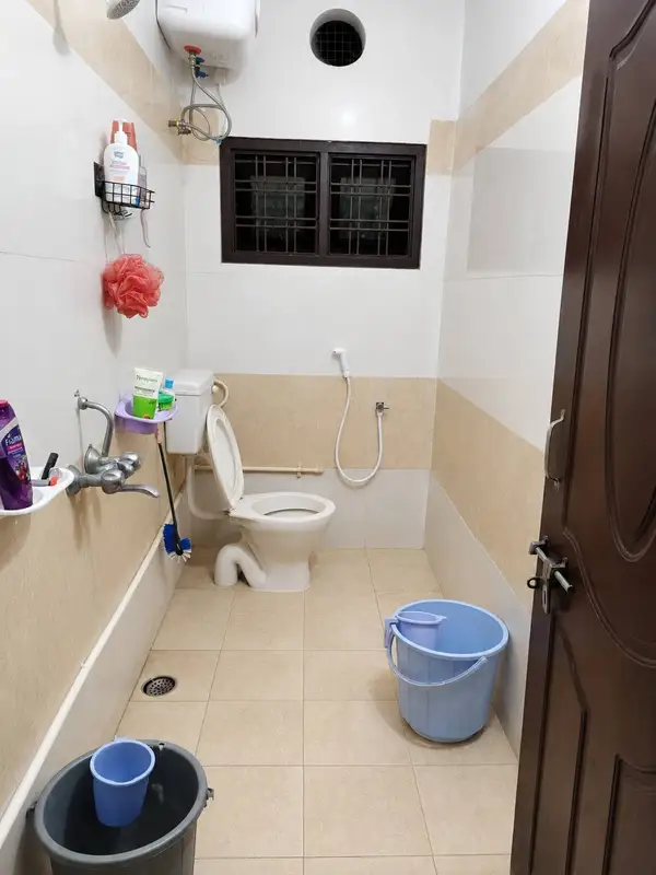 Private room for female in 3BHK flat