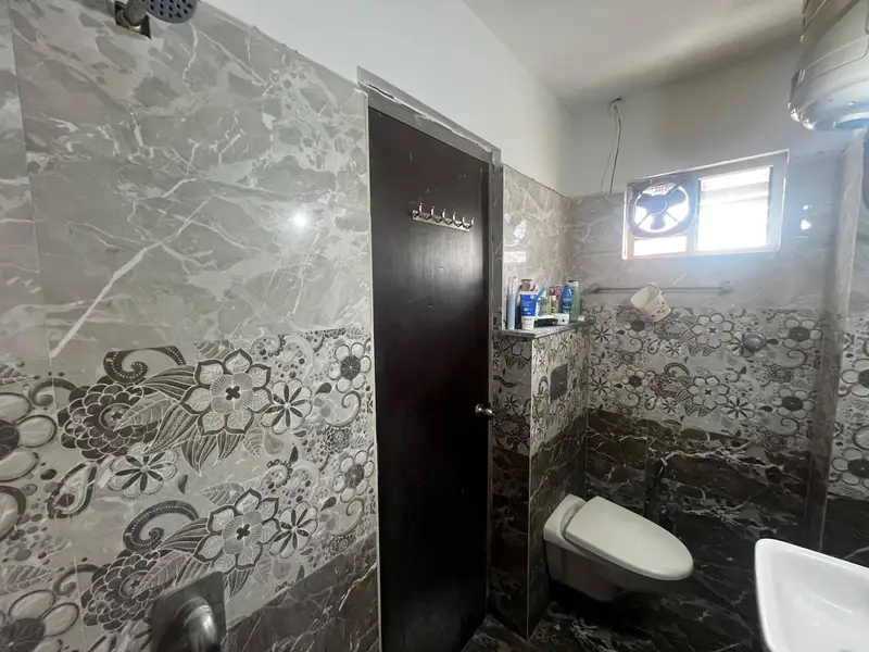 Private Room in 3 BHK in Madhapur