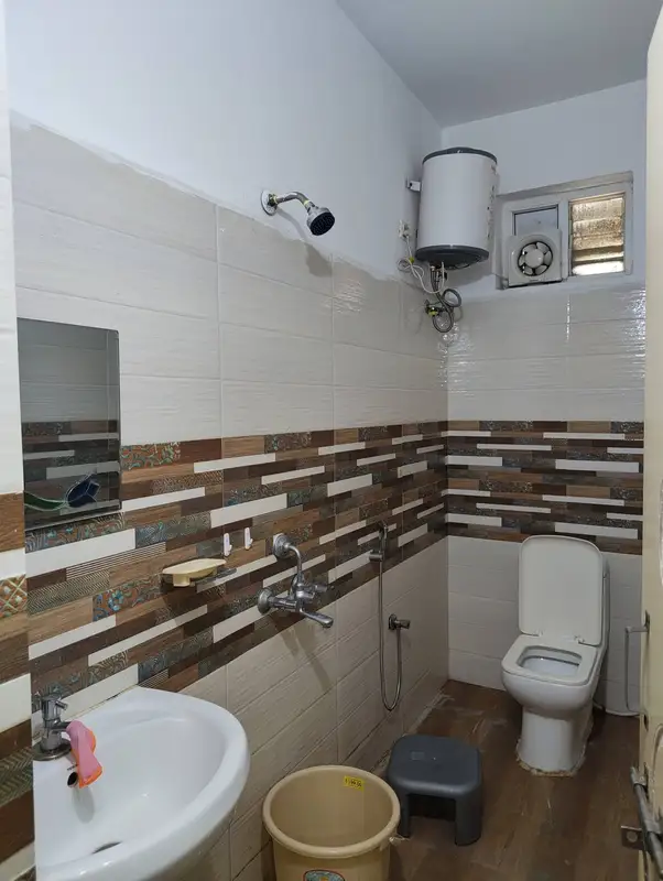 Double-sharing Room in Flat in Madhapur
