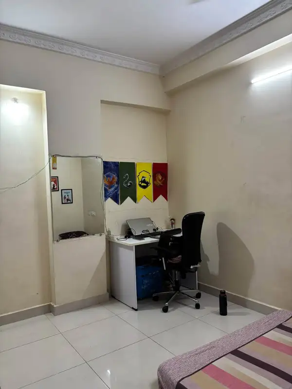 Private Room in 3 BHK in Babu Khan Lane