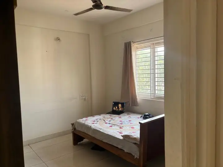 Private Room in 2 BHK in Challaghatta