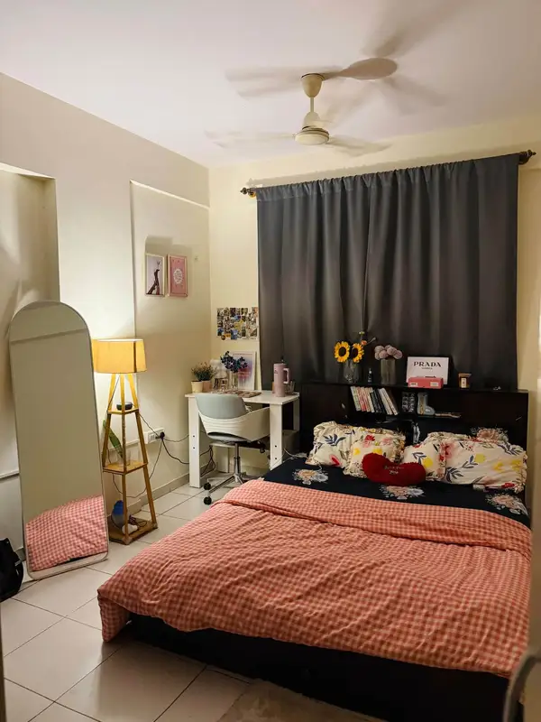 Private Room in 2 BHK in Singasandra