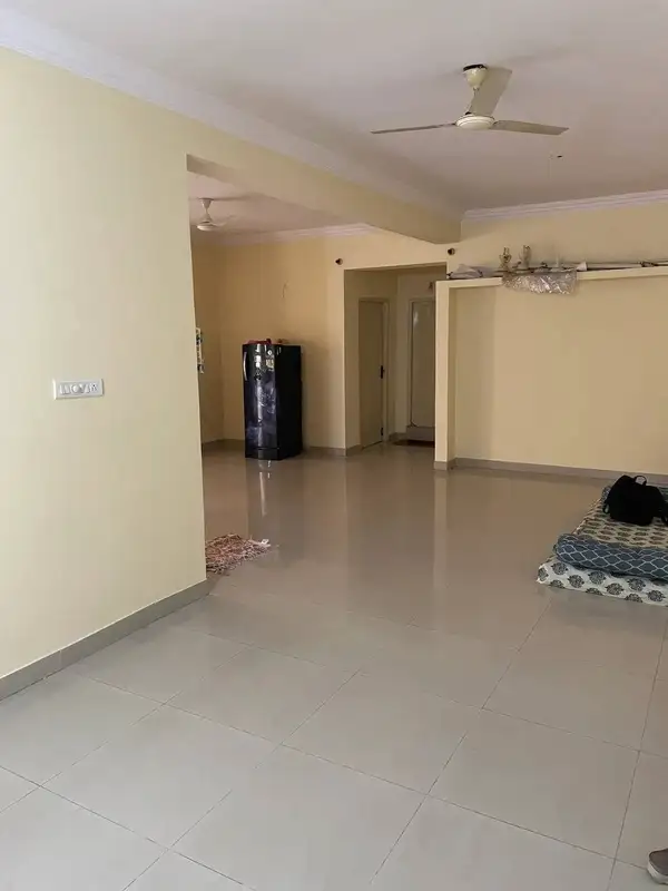 Private Room in 3 BHK in CV Raman Nagar