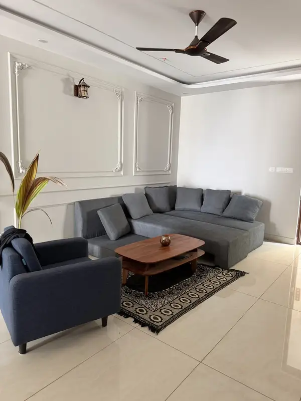 Private Room in 3 BHK in Prestige Beverly Hills