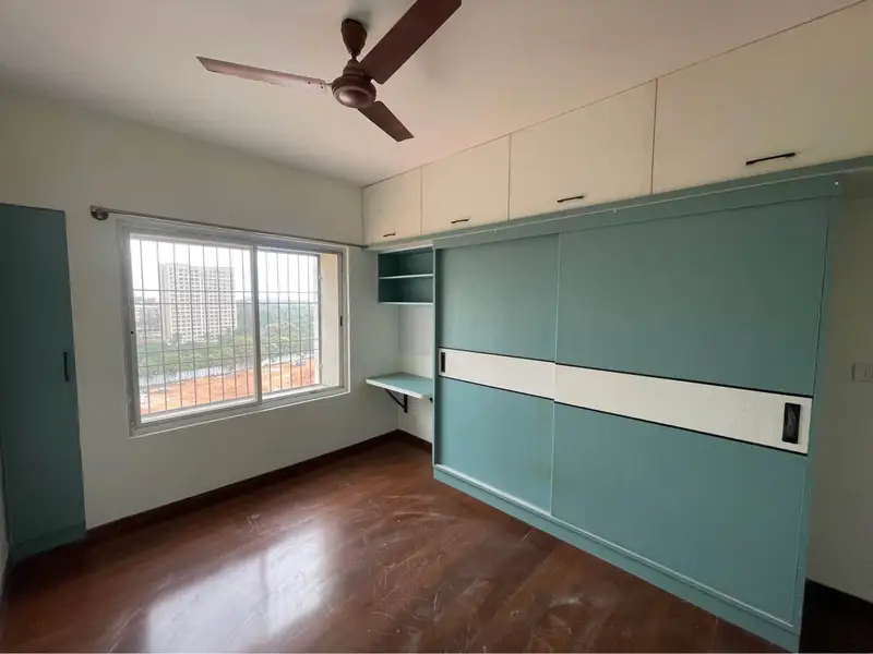 2 BHK Entire Flat in Supertech Meccasa