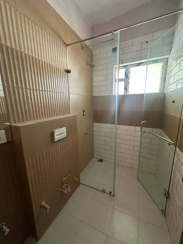 Private Room in 3 BHK in Richmond Town