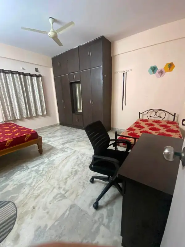 Private Room in 2 BHK in Mahadevpura