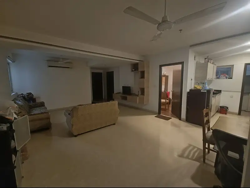 Private Room in 2.5 BHK in Financial District
