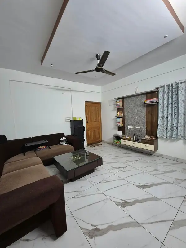 Private Room in 2 BHK in Indiranagar