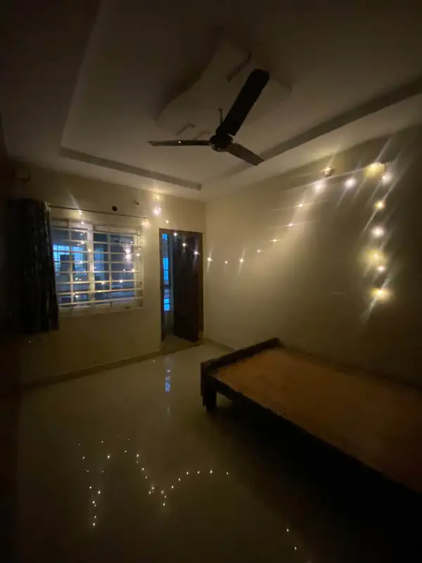 Private Room in 3 BHK in Gachibowli