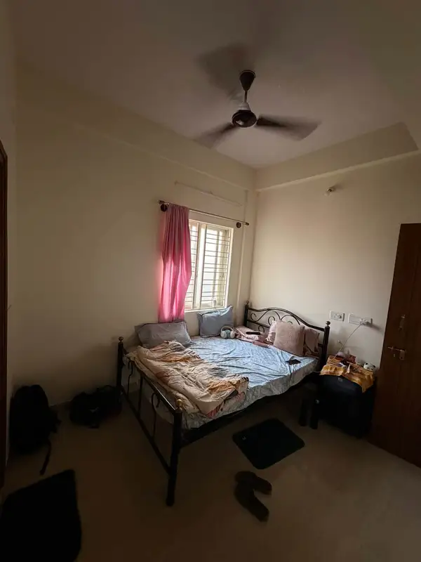 Private Room in 2 BHK in Kaverappa Layout