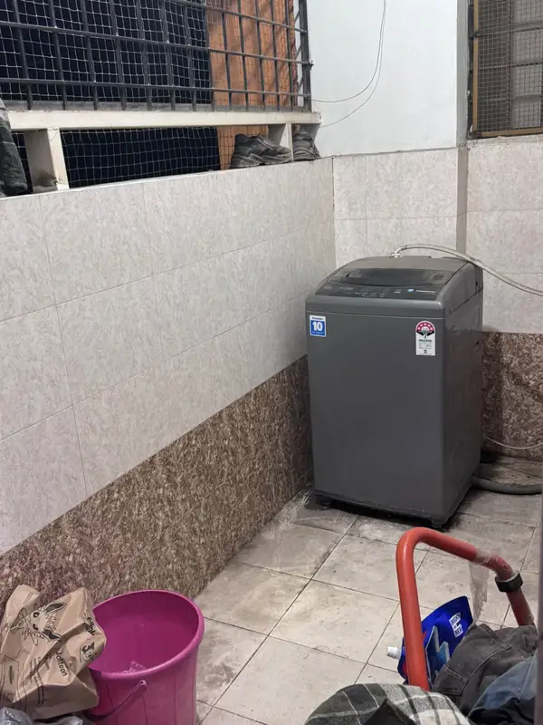 Private Room in 3 BHK in Bommanahalli