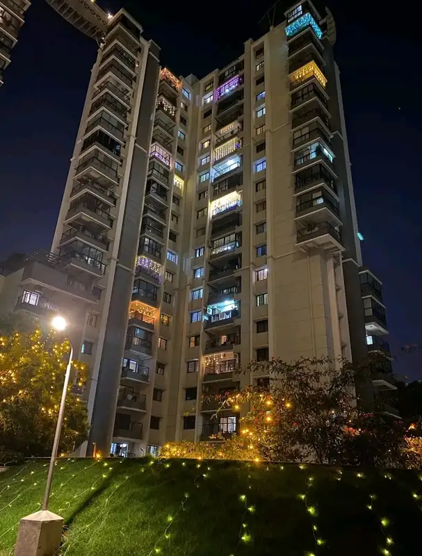 Private Room in 4 BHK in JK Pura