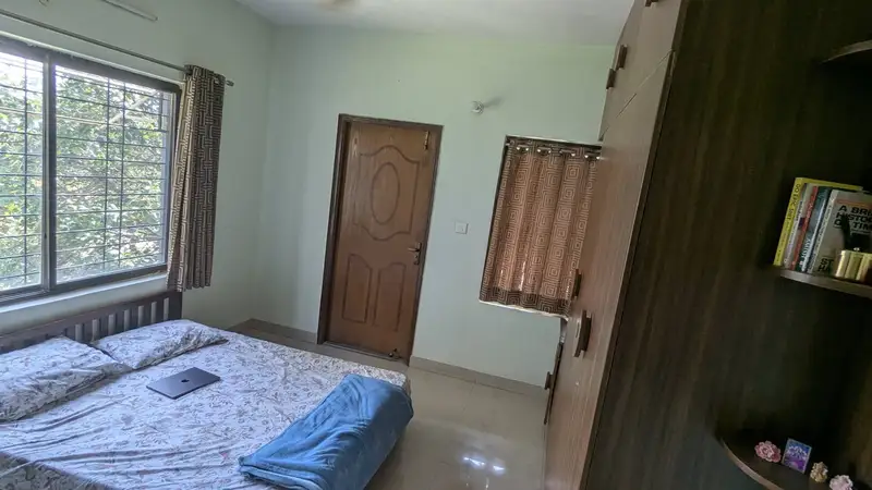 Private Room in 3.5 BHK in Belathur