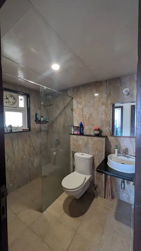 Private Room in 4 BHK in Panathur
