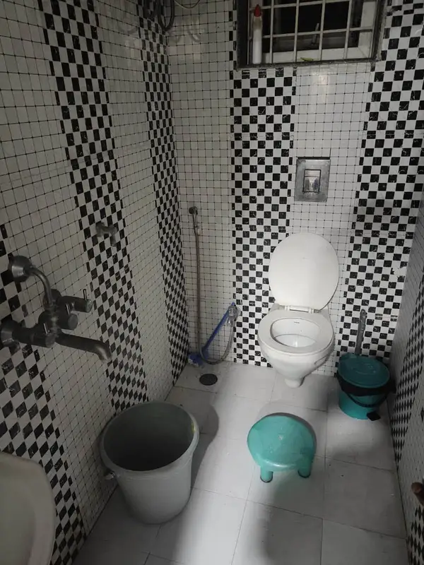 Double-sharing Room in 2 BHK in Telecom Nagar