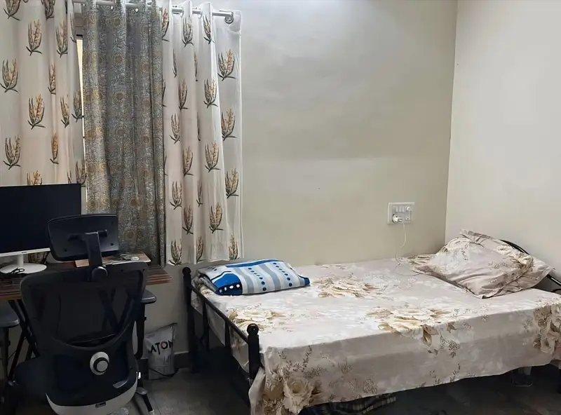 Private Room in 3 BHK in Kuvempu Nagar