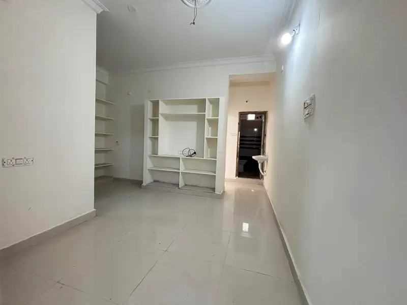 1 BHK Entire Flat in Kondapur