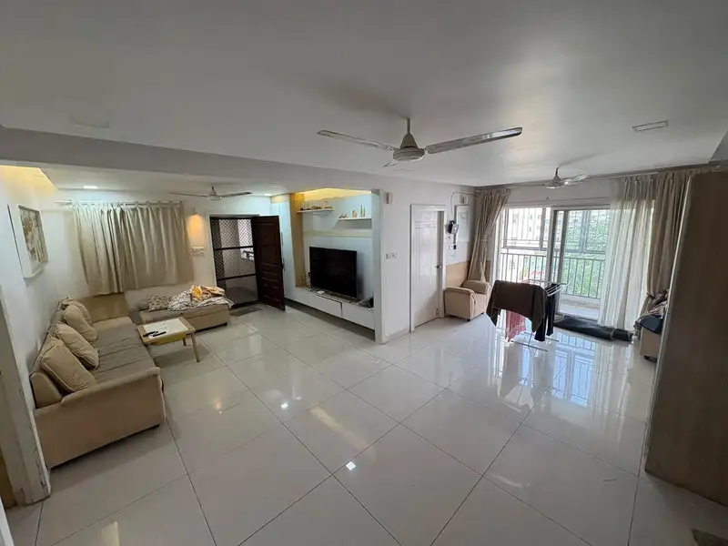 Private Room in 3 BHK in Khanmet