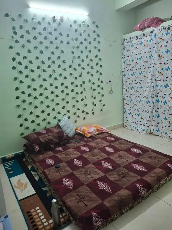 Double-sharing Room in 1 BHK in Hafeezpet