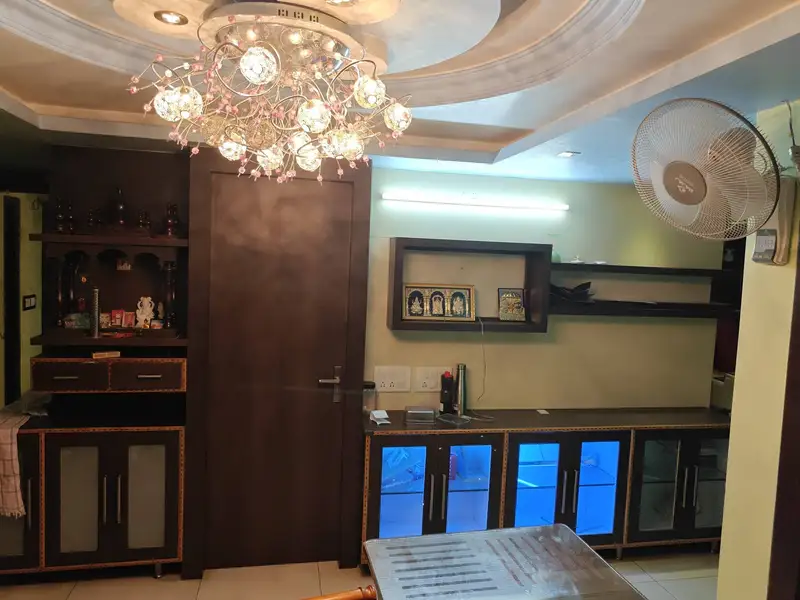 Private Room in 3 BHK in Yashoda Nagar