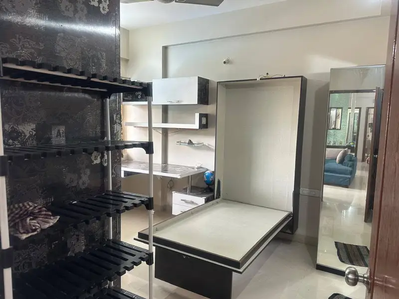 Private Room in 3 BHK in JK Pura