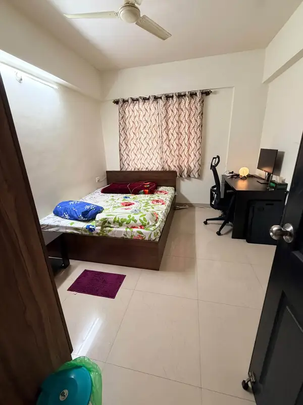 Private Room in 3 BHK in Channama Layout