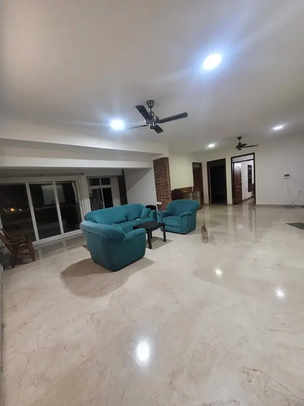 Private Room in Flat in Kalyan Nagar