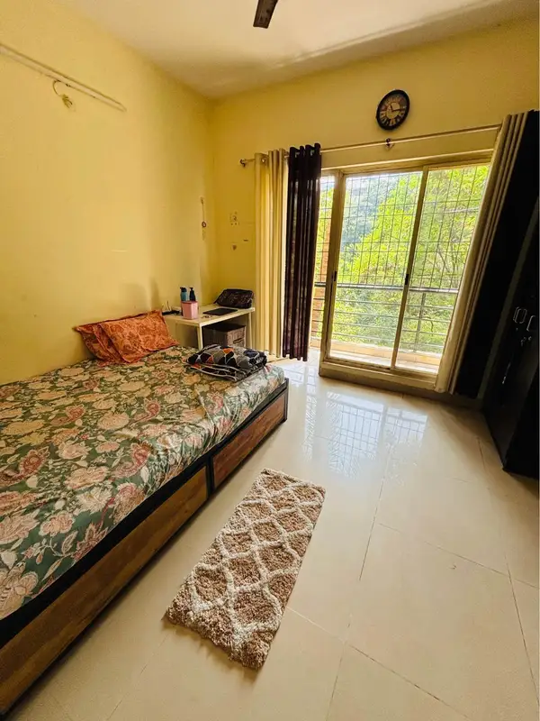 Private Room in 3 BHK in Brookfield