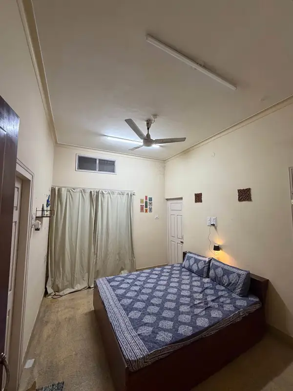 Private Room in 2 BHK in Old Binnamangala