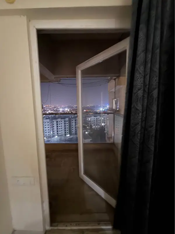 Private Room in 3 BHK in Unicca Empirs