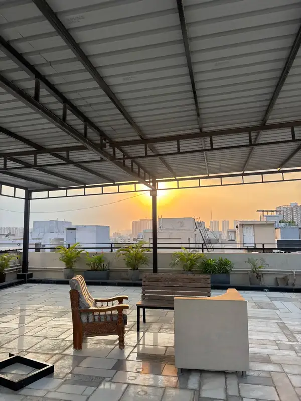 Private Room in 3 BHK in Kondapur