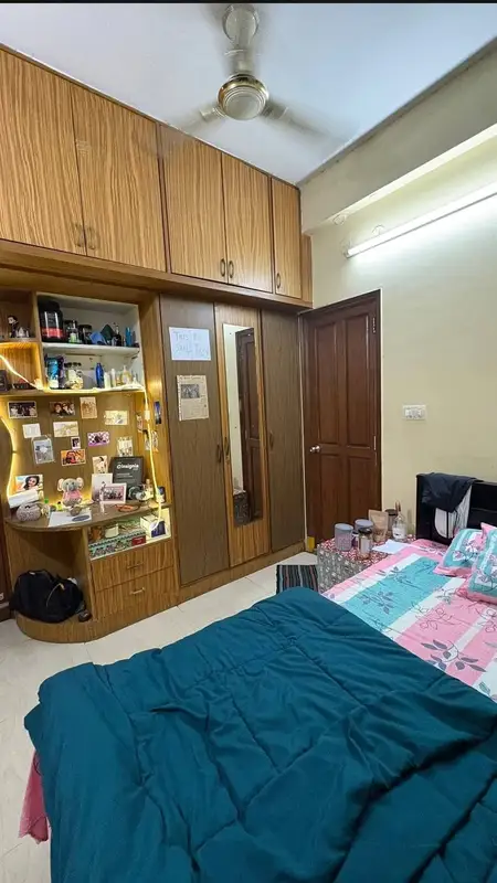 Private Room in 3 BHK in Hombegowda Nagara