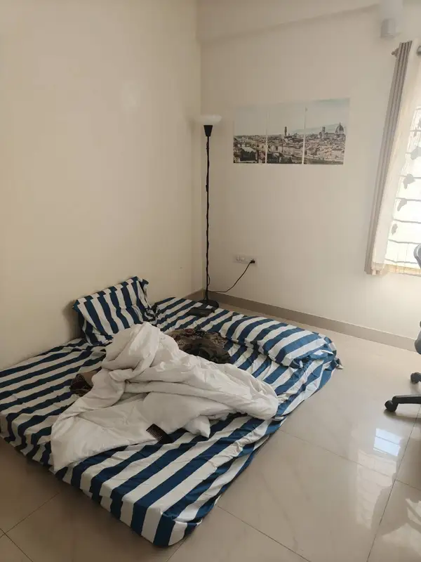 Private Room in 3 BHK in Parangipalya