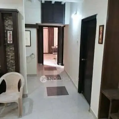 Private Room in 3 BHK in Kondapur
