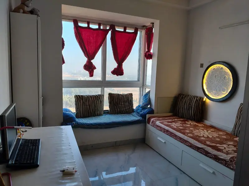 Private Room in 3 BHK in Bhartiya City