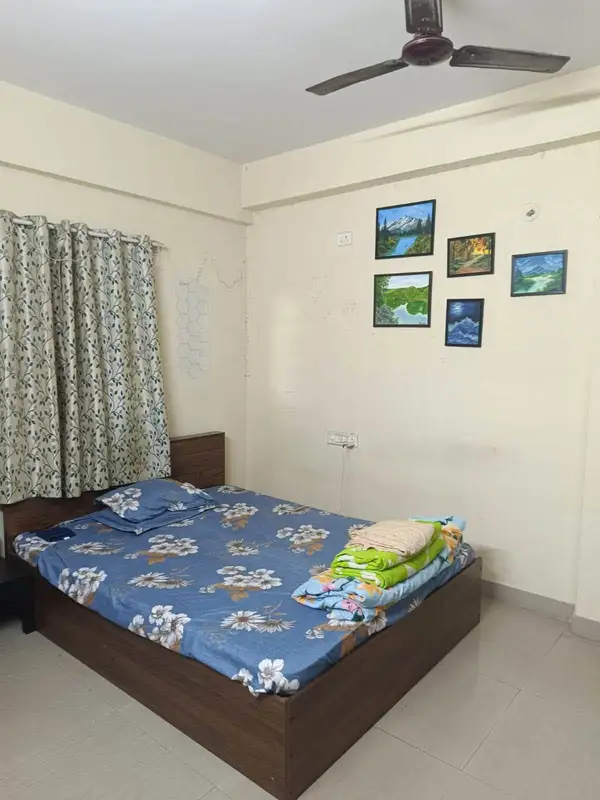 Private Room in Flat in Pattanduru Agrahara