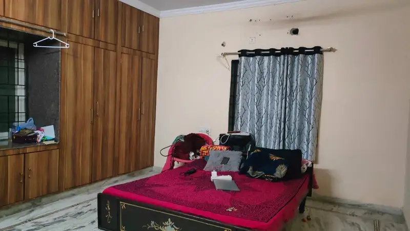Private Room in 3 BHK in Vittal Rao Nagar